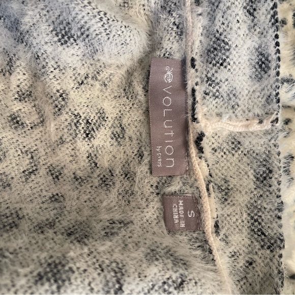 Evolution sweater - Picture 3 of 6